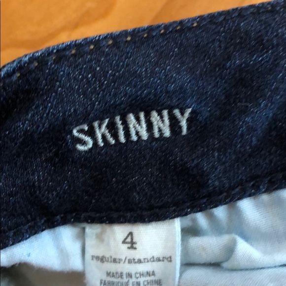 American Eagle Ripped Skinny Jeans - Picture 4 of 4